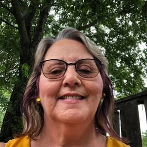 Meet your Posher, Ada